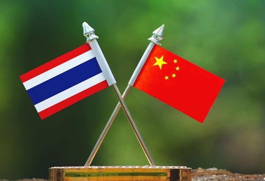 中国和泰国签署互免持普通护照人员签证协定