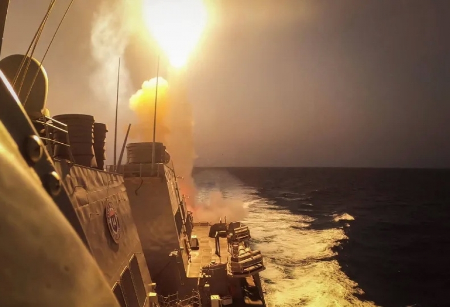 Rotes Meer: Handelsschiff bei Raketenbeschuss vor Jemen beschädigt