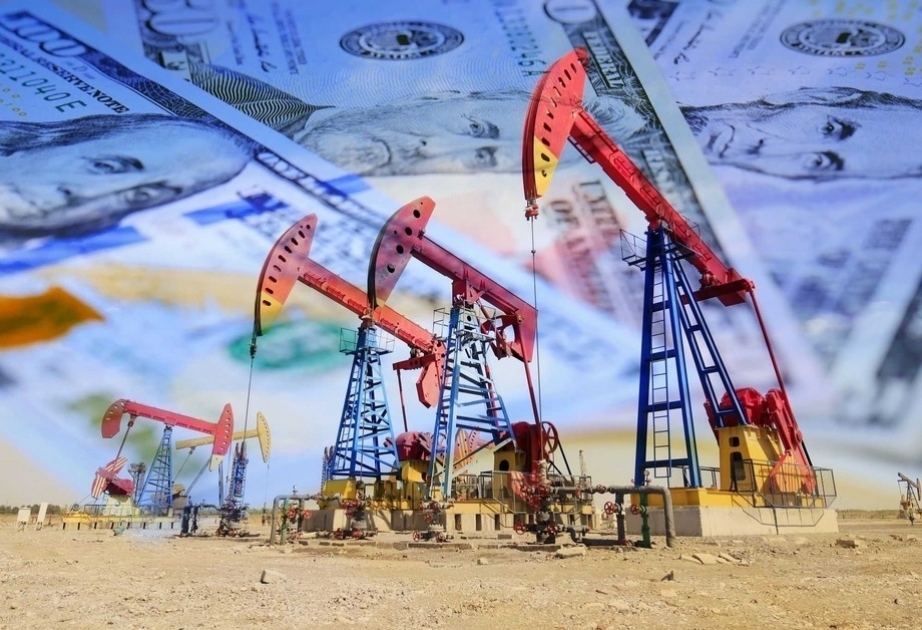 Нефть марки «Азери Лайт» подешевела
