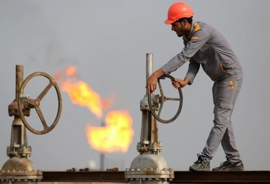 Добыча газа в Азербайджане выросла