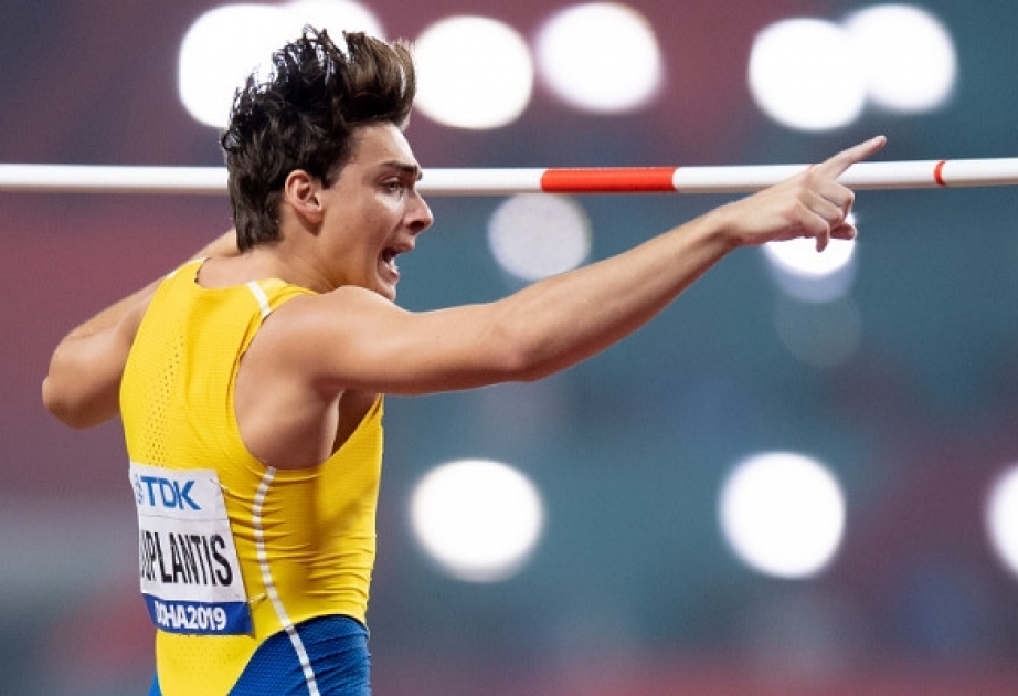 Швед Дюплантис установил новый мировой рекорд в прыжках с шестом, взяв высоту 6,24 метра