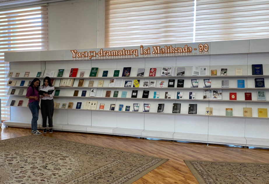 Milli Kitabxanada “Yazıçı-dramaturq İsi Məlikzadə - 90” adlı kitab sərgisi açılıb