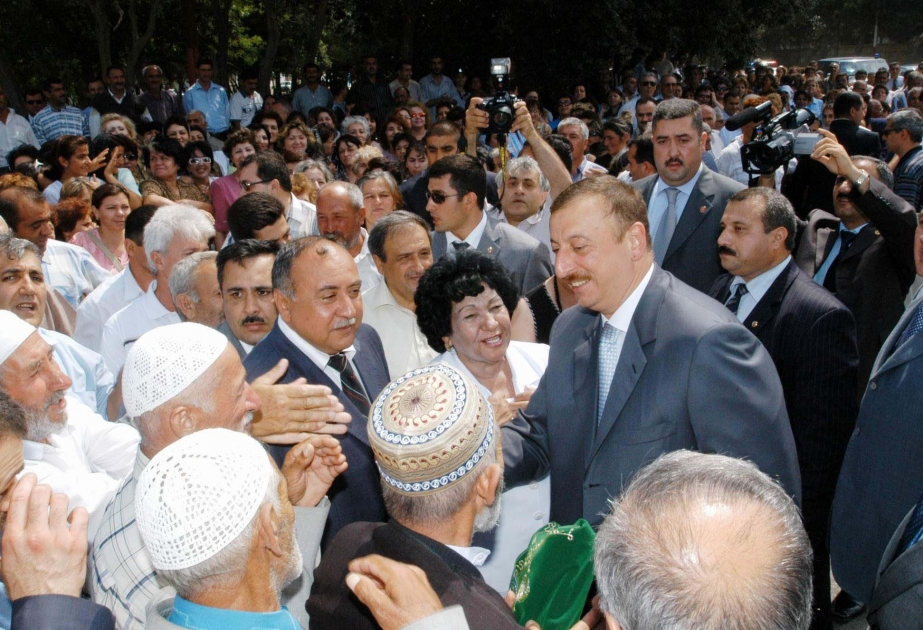 QƏSƏBƏ SAKİNLƏRİ İLƏ GÖRÜŞ