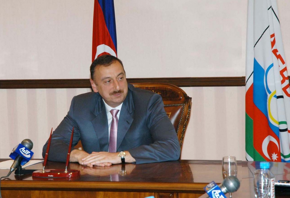 AZƏRBAYCAN PREZİDENTİ İLHAM ƏLİYEV GÜLƏŞ FEDERASİYASININ RƏHBƏRLƏRİNİ, AVROPA ÇEMPİONATLARINDA MEDAL QAZANAN İDMANÇILARI VƏ ONLARIN MƏŞQÇİLƏRİNİ QƏBUL ETMİŞDİR