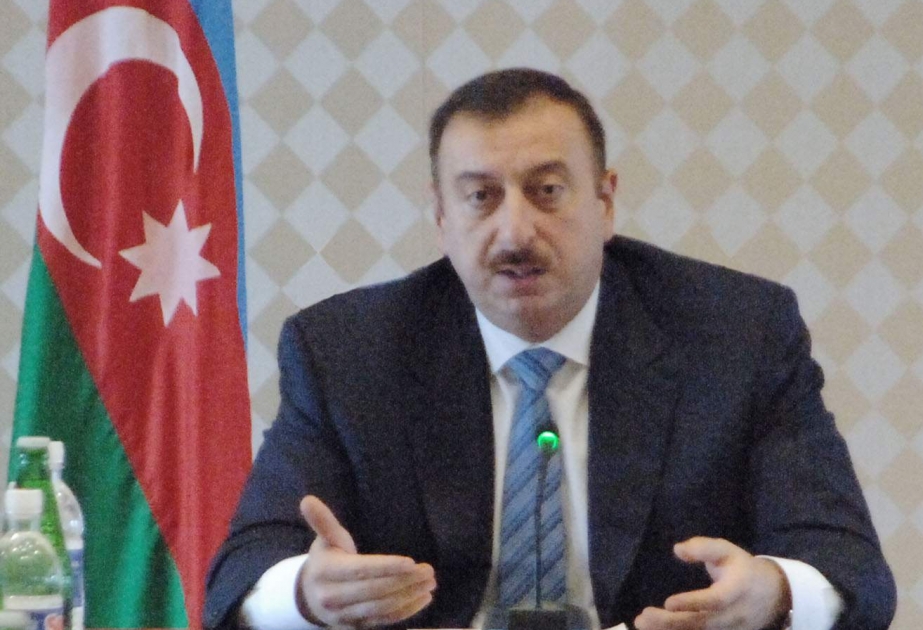 AZƏRBAYCANIN HƏRTƏRƏFLİ İNKİŞAFI YAXIN ZAMANLARDA ÖLKƏMİZİ ÇOX GÜCLÜ DÖVLƏTƏ ÇEVİRƏCƏKDİR AZƏRBAYCAN PREZİDENTİ İLHAM ƏLİYEVİN SƏDRLİYİ İLƏ NAZİRLƏR KABİNETİNİN İCLASI