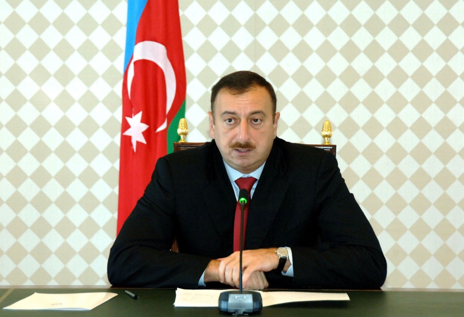 AZƏRBAYCANDA PARLAMENT SEÇKİLƏRİ AZAD, ƏDALƏTLİ VƏ ŞƏFFAF KEÇİRİLƏCƏKDİR AZƏRBAYCAN PREZİDENTİ İLHAM ƏLİYEVİN SƏDRLİYİ İLƏ QARŞIDAKI PARLAMENT SEÇKİLƏRİNƏDAİR MÜŞAVİRƏ KEÇİRİLMİŞDİR