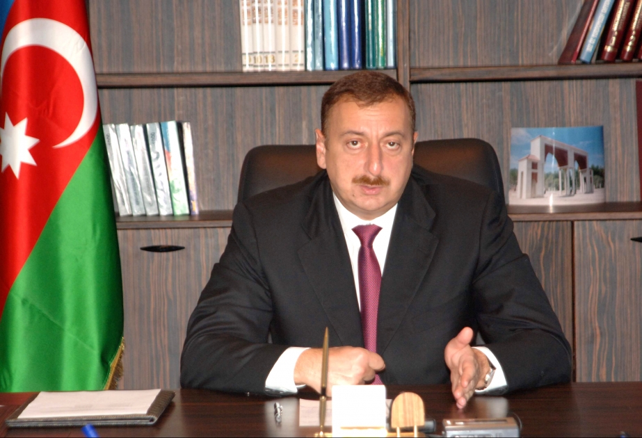 AZƏRBAYCAN ZƏNGİN, QÜDRƏTLİ ÖLKƏYƏ ÇEVRİLƏCƏK, XALQIMIZ FİRAVAN YAŞAYACAQDIR AZƏRBAYCAN PREZİDENTİ İLHAM ƏLİYEVİN SƏDRLİYİ İLƏ SABİRABAD ŞƏHƏRİNDƏ ZONA MÜŞAVİRƏSİ