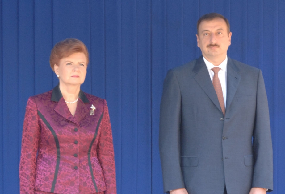PREZİDENT SARAYINDA RƏSMİ QARŞILANMA MƏRASİMİ
