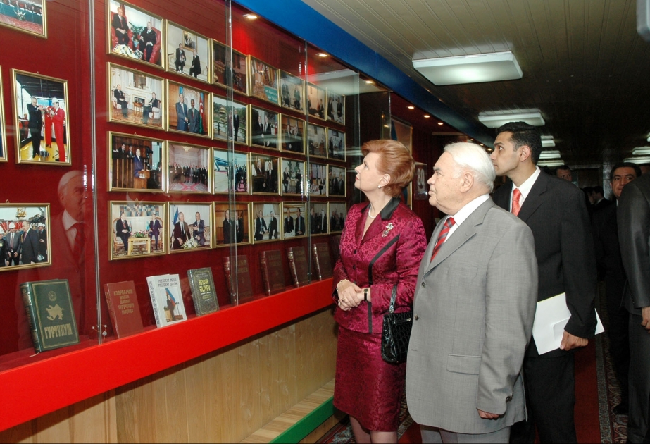 MİLLİ MƏCLİSDƏ GÖRÜŞ