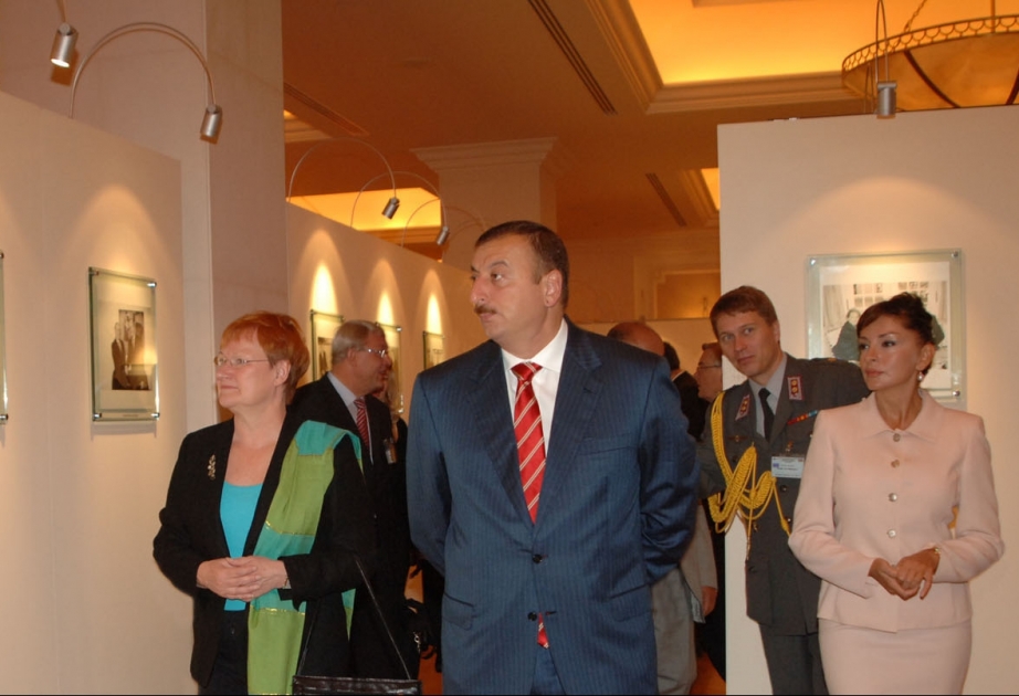 FİNLANDİYA PREZİDENTİ XANIM TARYA HALONEN HEYDƏR ƏLİYEV FONDUNDA OLMUŞDUR