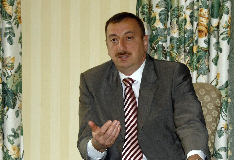 AZƏRBAYCAN İCMASININ ÜZVLƏRİ İLƏ GÖRÜŞ