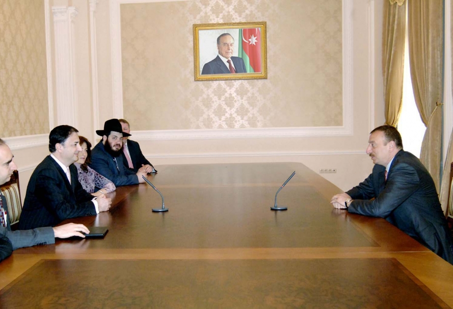 AZƏRBAYCAN PREZİDENTİ İLHAM ƏLİYEV MDB ÖLKƏLƏRİNİN YƏHUDİ İCMALARI FEDERASİYASININ PREZİDENTİ LEV LEVAYEVİN RƏHBƏRLİK ETDİYİ NÜMAYƏNDƏ HEYƏTİNİ QƏBUL ETMİŞDİR