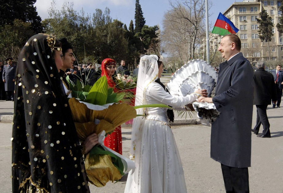 BAKIDA NOVRUZ BAYRAMI MÜNASİBƏTİLƏ ÜMUMXALQ ŞƏNLİYİ AZƏRBAYCAN PREZİDENTİ İLHAM ƏLİYEV ŞƏNLİKDƏ İŞTİRAK ETMİŞDİR