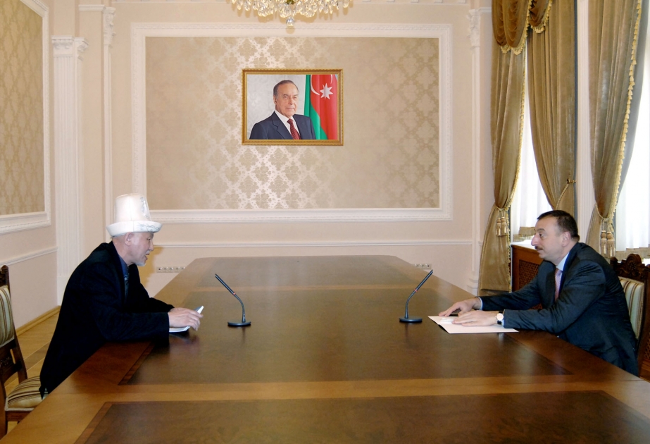 AZƏRBAYCAN PREZİDENTİ İLHAM ƏLİYEV QIRĞIZISTANIN DÖVLƏT KATİBİ DASTAN SARIQULOVU QƏBUL ETMİŞDİR