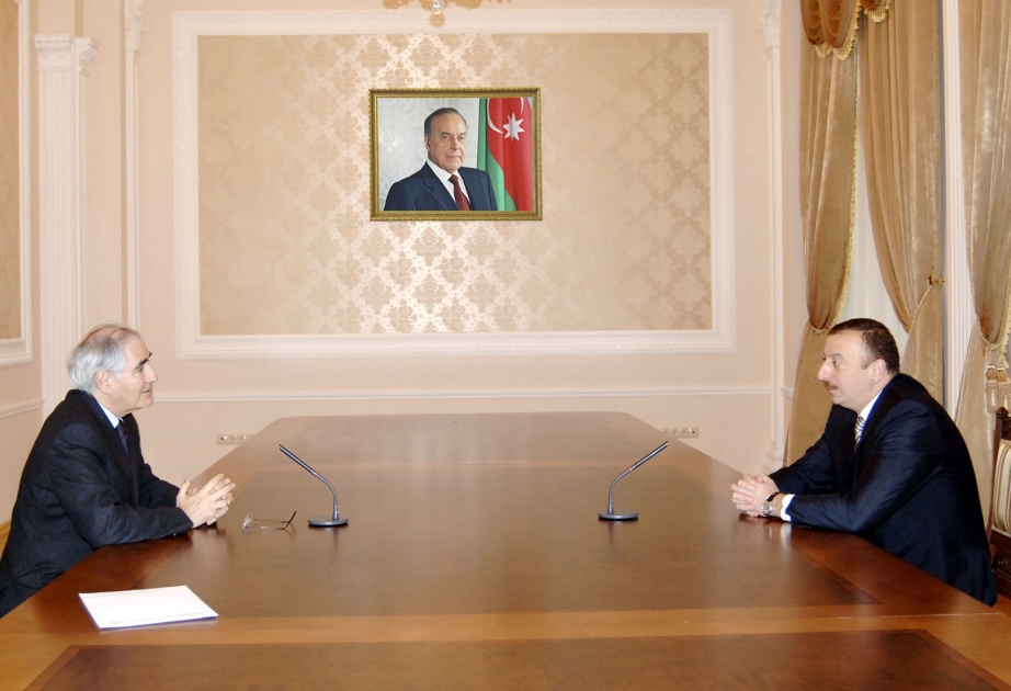 AZƏRBAYCAN PREZİDENTİ İLHAM ƏLİYEV FRANSANIN ÖLKƏMİZDƏKİ FÖVQƏLADƏ VƏ SƏLAHİYYƏTLİ SƏFİRİ ROLAN BLATMANI QƏBUL ETMİŞDİR