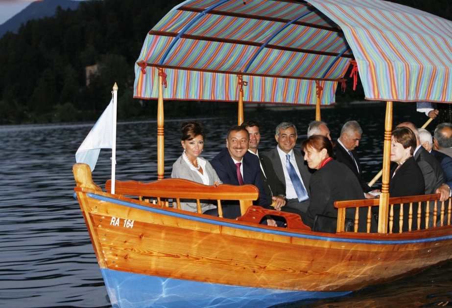 AZƏRBAYCAN PREZİDENTİ İLHAM ƏLİYEV “CASPİAN OUTLOOK-2008” BLED STRATEJİ FORUMUNDA İŞTİRAK ETMİŞDİR