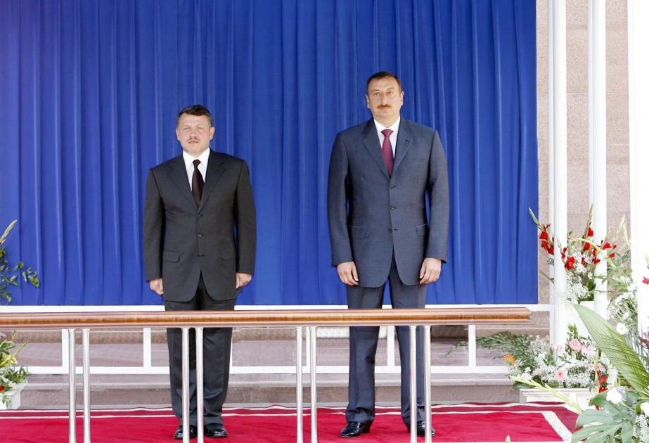 PREZİDENT SARAYINDA RƏSMİ QARŞILANMA MƏRASİMİ