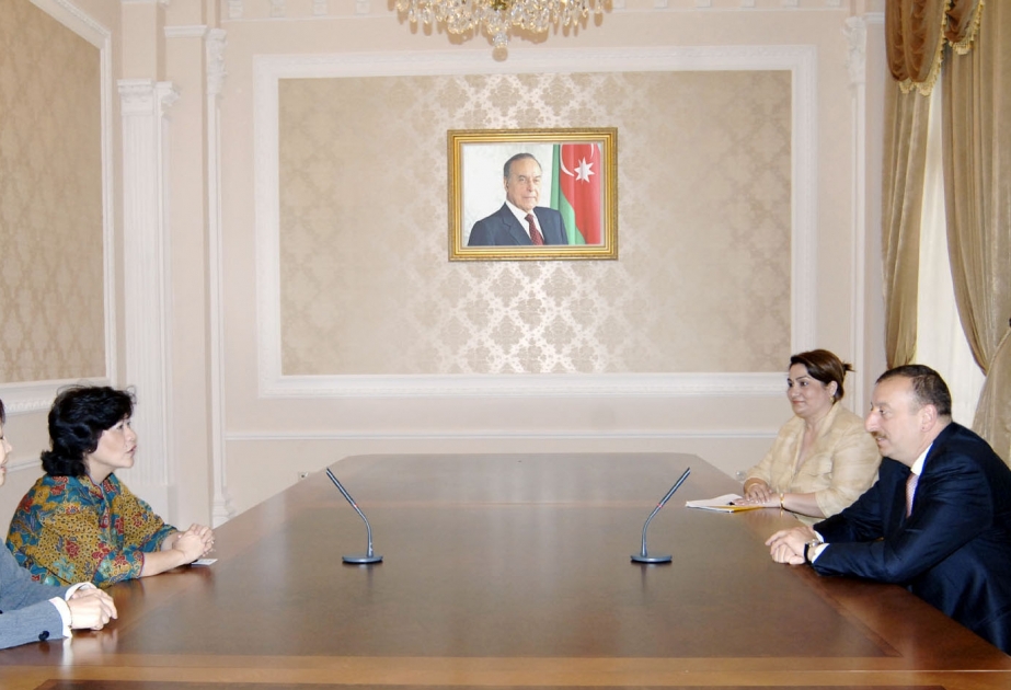 AZƏRBAYCAN PREZİDENTİ İLHAM ƏLİYEV BMT-NİN QADINLAR ÜÇÜN İNKİŞAF FONDUNUN İCRAÇI DİREKTORU XANIM NOELİN HEYZERİ QƏBUL ETMİŞDİR
