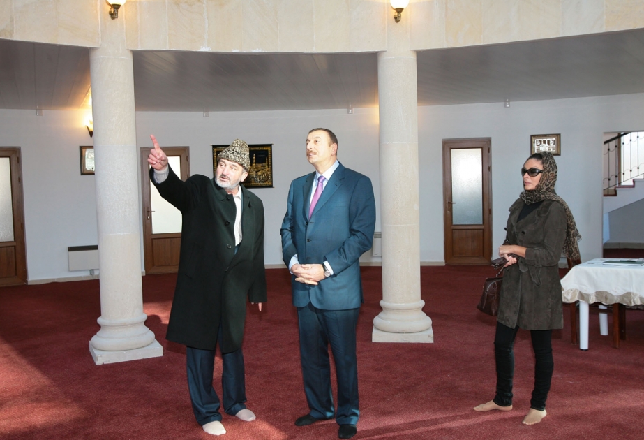 MƏRDƏKANDAKI PİR HƏSƏN ZİYARƏTGAHI YENİ GÖRKƏM ALMIŞDIR