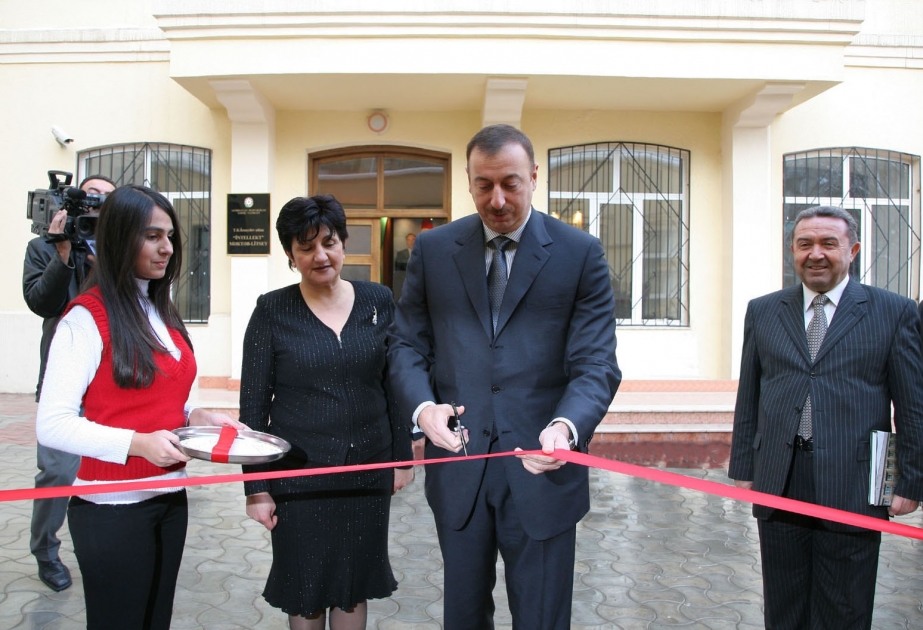 T.İSMAYILOV ADINA “İNTELLEKT” MƏKTƏB-LİSEYİNDƏ HEYDƏR ƏLİYEV MUZEYİNİN AÇILIŞI OLMUŞDUR AZƏRBAYCAN PREZİDENTİ İLHAM ƏLİYEV MƏRASİMDƏ İŞTİRAK ETMİŞDİR