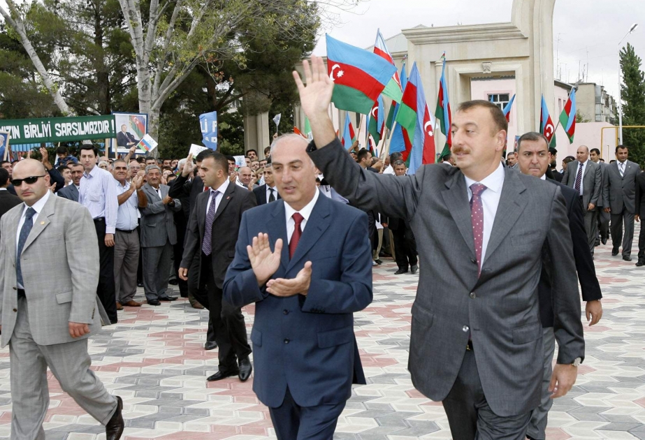 AZƏRBAYCAN PREZİDENTİ İLHAM ƏLİYEV ABŞERON RAYONUNDA OLMUŞDUR HEYDƏR PARKININ VƏ ÜMUMMİLLİ LİDERİN ABİDƏSİNİN TƏNTƏNƏLİ AÇILIŞI