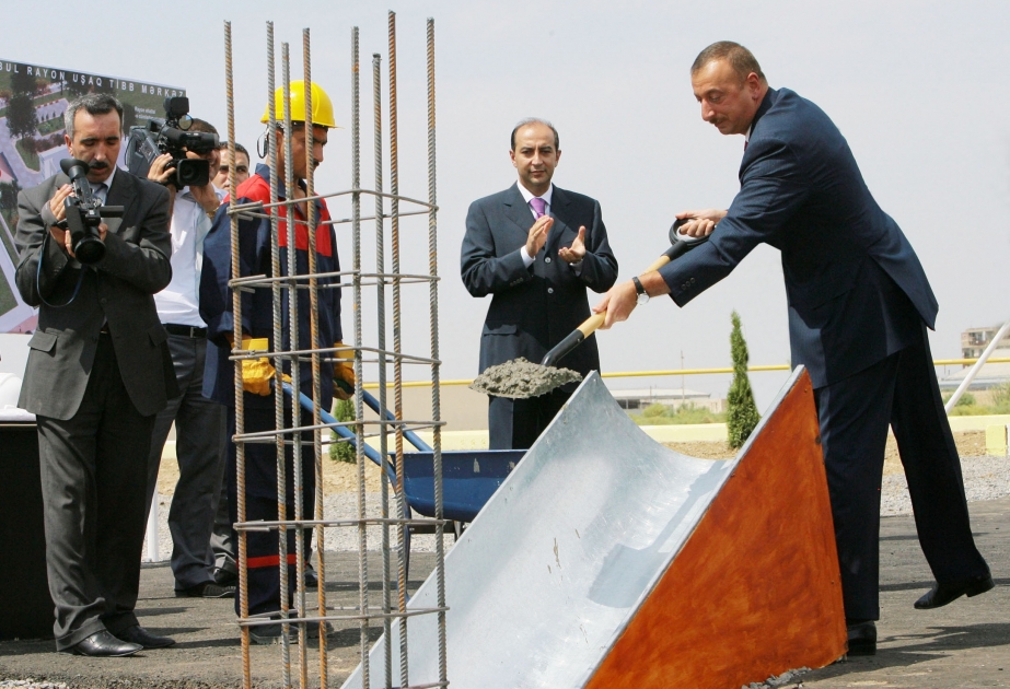 HACIQABUL RAYON UŞAQ TİBB MƏRKƏZİNİN TƏMƏLİ QOYULMUŞDUR
