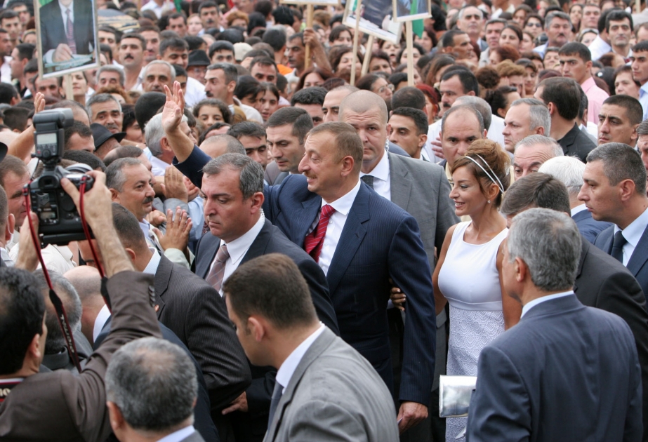 NEFTÇALA RAYONU İCTİMAİYYƏTİNİN NÜMAYƏNDƏLƏRİ İLƏ GÖRÜŞ
