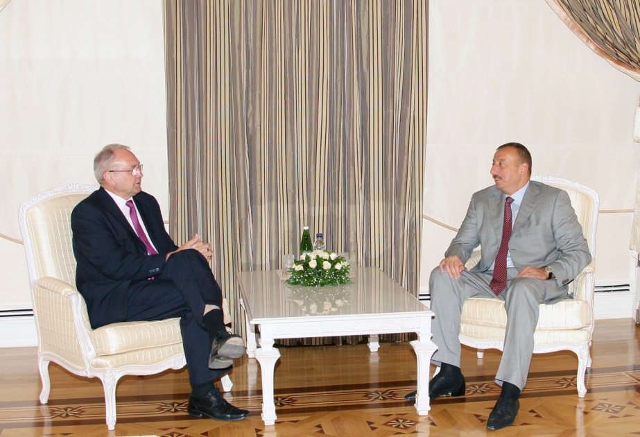 AZƏRBAYCAN PREZİDENTİ İLHAM ƏLİYEV BUNDESTAQIN DEPUTATI, AŞPA-NIN MONİTORİNQ KOMİTƏSİNİN SƏDRİ EDUARD LİNTNERİ QƏBUL ETMİŞDİR