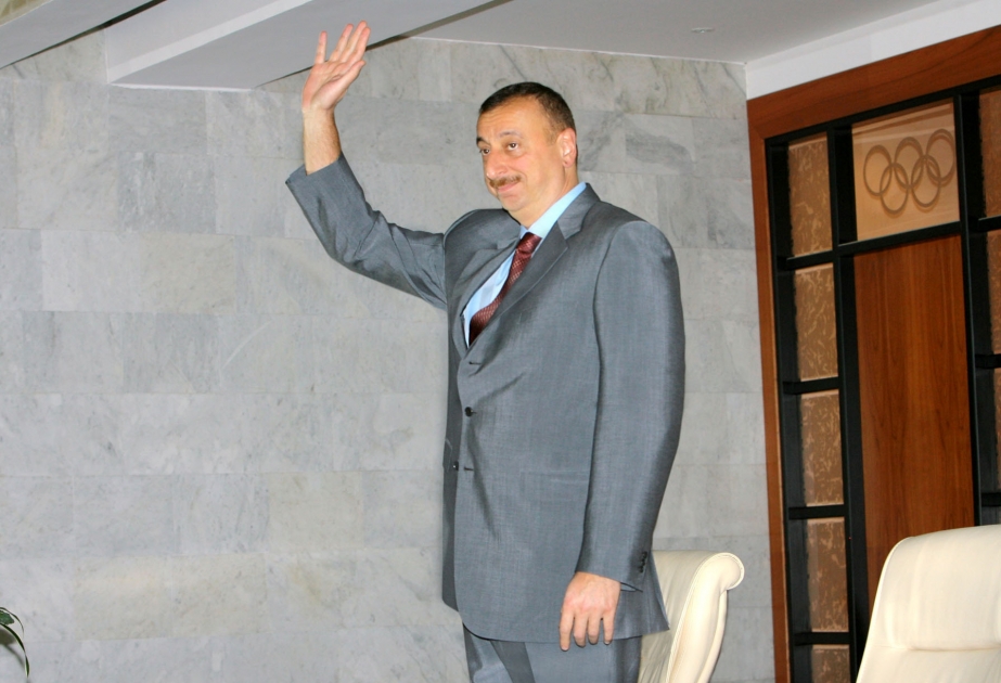 BAKIDA BƏDİİ GİMNASTİKA ÜZRƏ 23-CÜ AVROPA ÇEMPİONATININ TƏNTƏNƏLİ AÇILIŞI OLMUŞDUR AZƏRBAYCAN PREZİDENTİ İLHAM ƏLİYEV MƏRASİMDƏ İŞTİRAK ETMİŞDİR