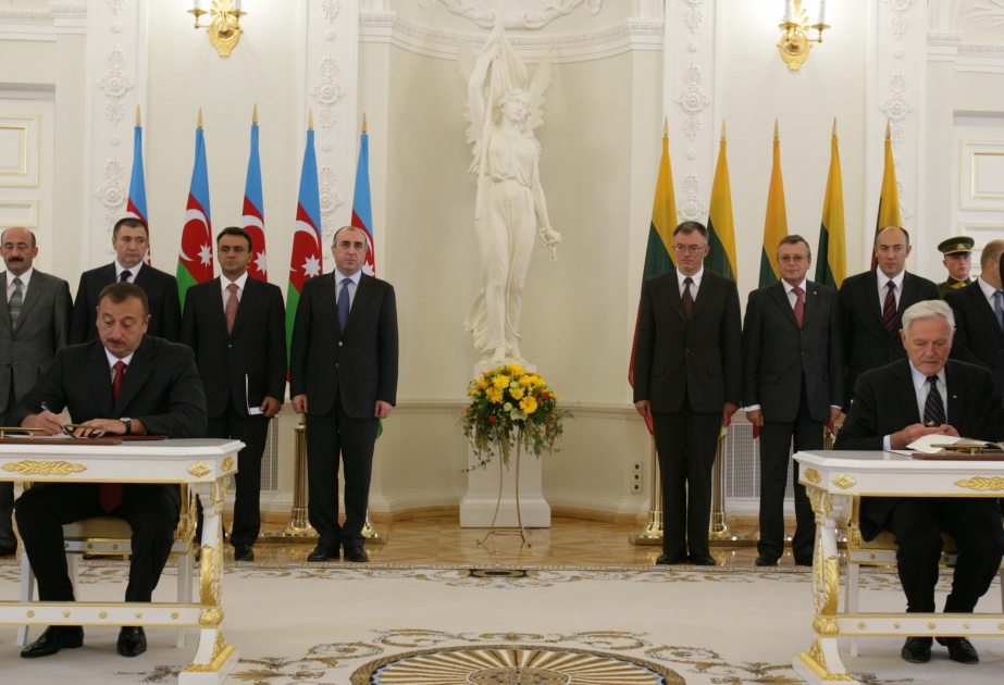 SƏNƏDLƏRİN İMZALANMASI MƏRASİMİ