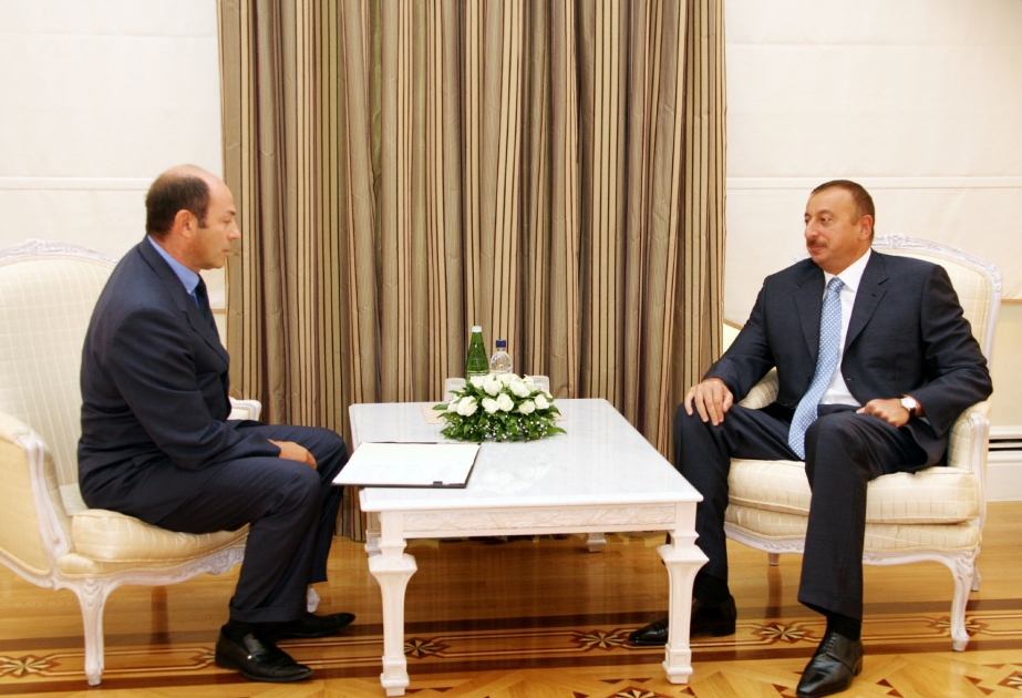 AZƏRBAYCAN PREZİDENTİ İLHAM ƏLİYEV MDB-NİN İCRAİYYƏ KOMİTƏSİNİN SƏDRİ VLADİMİR RUŞAYLONU QƏBUL ETMİŞDİR