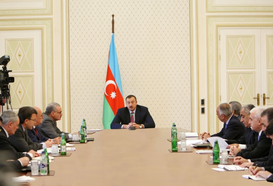 AZƏRBAYCAN PREZİDENTİ İLHAM ƏLİYEVİN SƏDRLİYİ İLƏ ÖLKƏMİZDƏ SU TƏCHİZATI, MELİORASİYA, İRRİQASİYA VƏ KANALİZASİYA SİSTEMLƏRİNİN İNKİŞAFI İLƏ BAĞLI LAYİHƏLƏRƏ DAİR İCLAS KEÇİRİLMİŞDİR