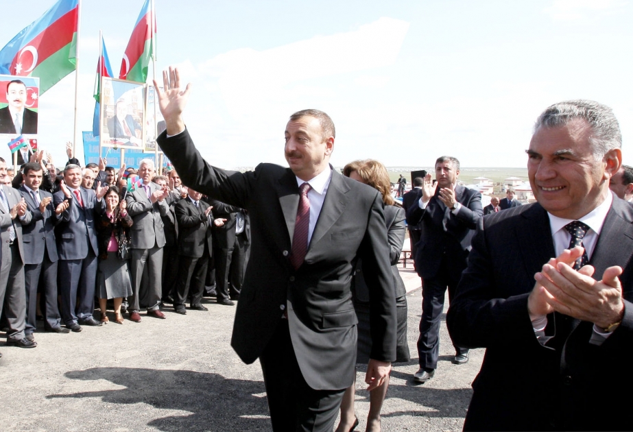 ZOBUCUQ QƏSƏBƏSİNDƏ ORTA MƏKTƏB BİNASININ AÇILIŞI