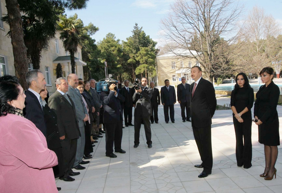 NAFTALAN ŞƏHƏRİNİN ZİYALILARI İLƏ GÖRÜŞ