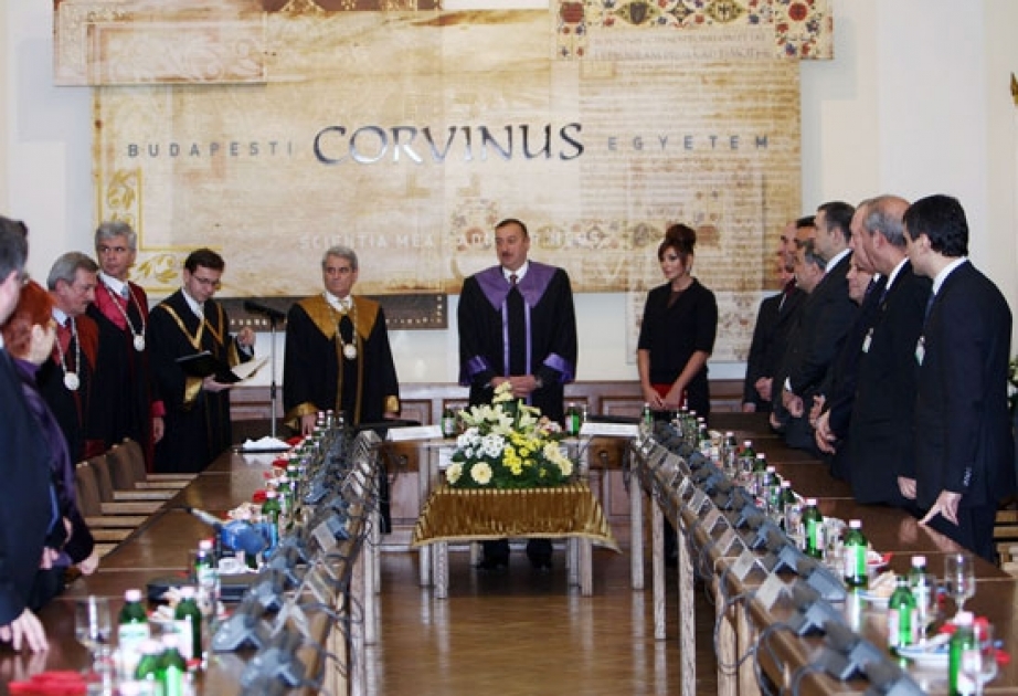 AZƏRBAYCAN PREZİDENTİ İLHAM ƏLİYEVƏ MACARISTANIN NÜFUZLU KORVİNUS UNİVERSİTETİNİN FƏXRİ DOKTORU ADI VERİLMİŞDİR