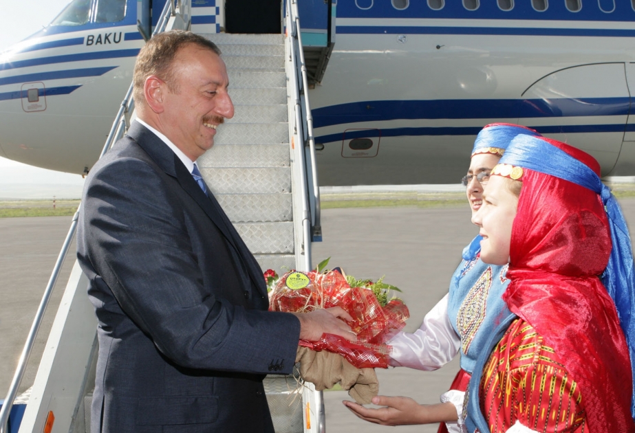 QARS HAVA LİMANINDA QARŞILANMA