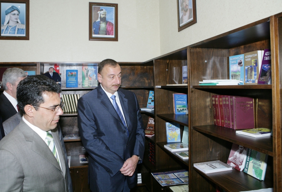 AZƏRBAYCAN PREZİDENTİ QARS QAFQAZ UNİVERSİTETİNDƏKİ HEYDƏR ƏLİYEV TƏDRİS MƏRKƏZİNDƏ OLMUŞDUR