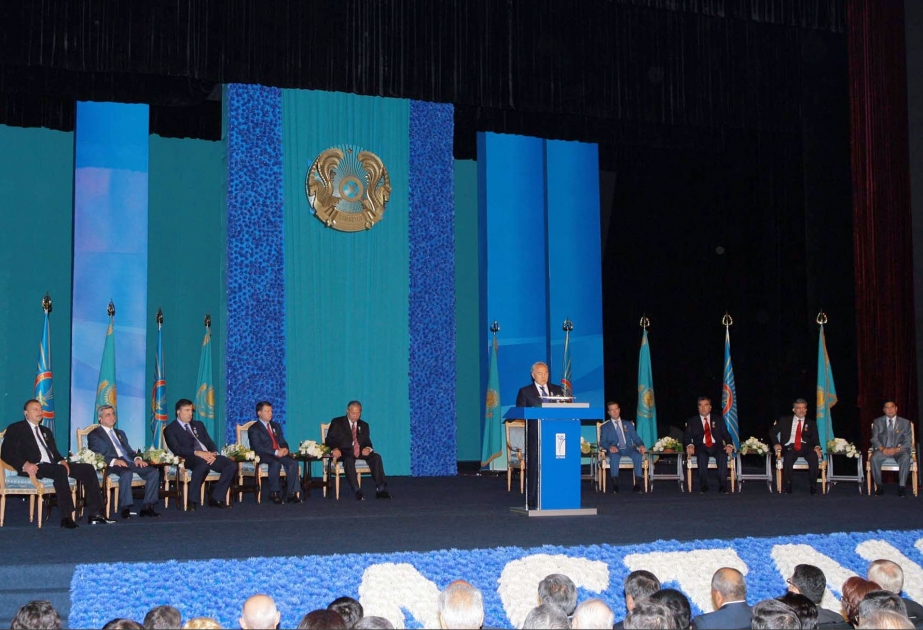 ASTANA ŞƏHƏRİNİN 10 İLLİYİNƏ HƏSR OLUNMUŞ TƏNTƏNƏLİ İCLAS