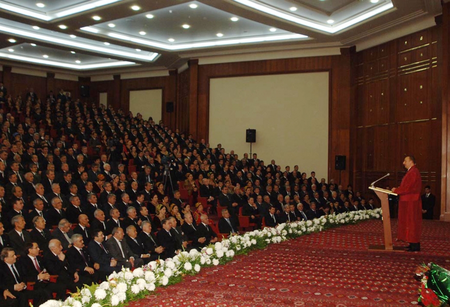 AZƏRBAYCAN PREZİDENTİ İLHAM ƏLİYEVƏ MƏXDUMQULU ADINA TÜRKMƏNİSTAN DÖVLƏT UNİVERSİTETİNİN FƏXRİ PROFESSORU ADI VERİLMİŞDİR