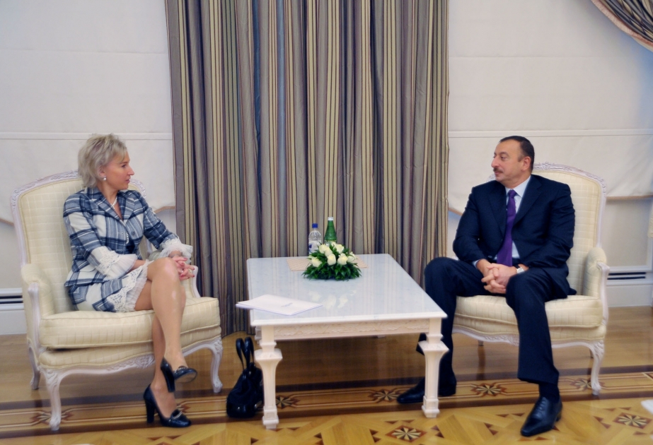 AZƏRBAYCAN PREZİDENTİ İLHAM ƏLİYEV ESTONİYA PARLAMENTİ SƏDRİNİN MÜAVİNİ KRİSTİNA OYULANDI QƏBUL ETMİŞDİR