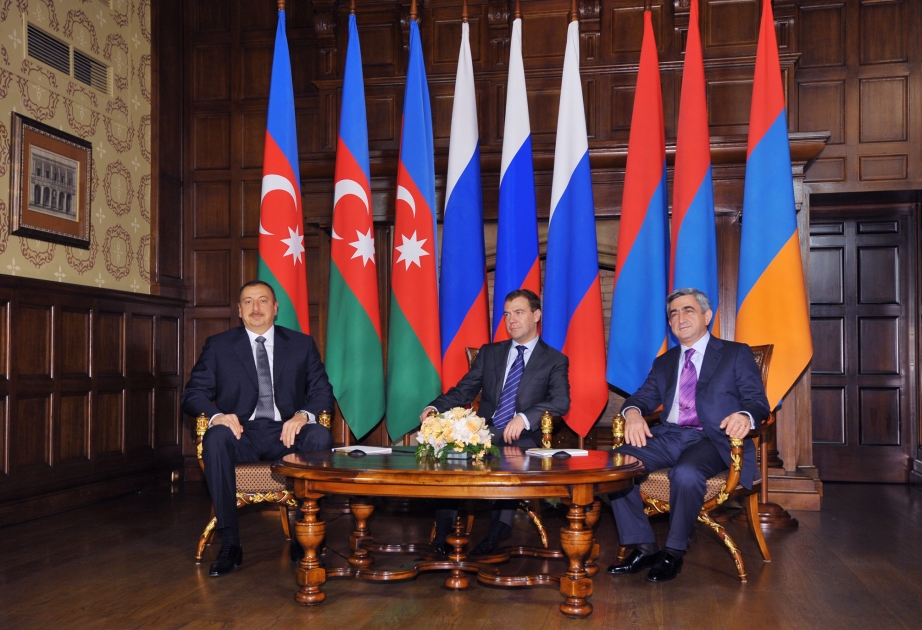 AZƏRBAYCAN, ERMƏNİSTAN VƏ RUSİYA PREZİDENTLƏRİNİN GÖRÜŞÜ