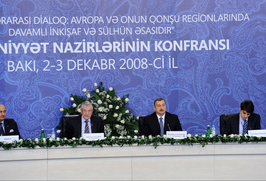 AVROPA ŞURASININ BAŞ KATİBİ TERRİ DEVİSİN ÇIXIŞI