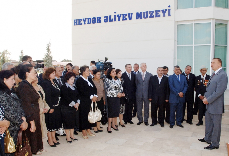 MASALLI İCTİMAİYYƏTİNİN NÜMAYƏNDƏLƏRİ İLƏ GÖRÜŞ