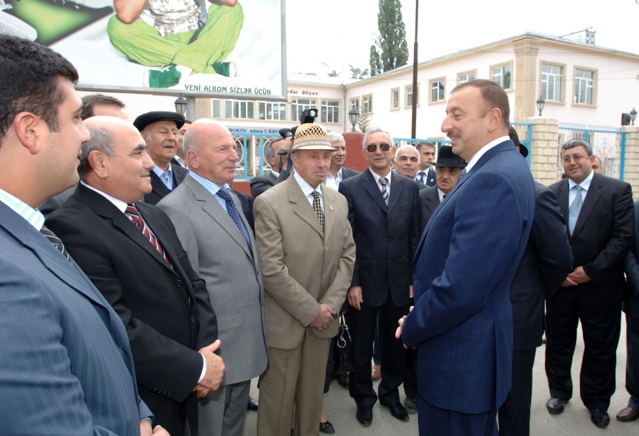 AZƏRBAYCAN PREZİDENTİ İLHAM ƏLİYEV QIRMIZI QƏSƏBƏDƏ OLMUŞDUR