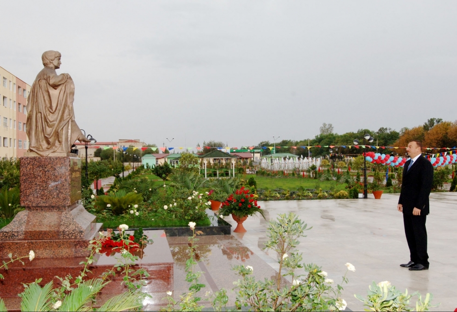 ZƏRİFƏ ƏLİYEVA ADINA PARK SAATLININ YENİ İSTİRAHƏT GUŞƏSİDİR