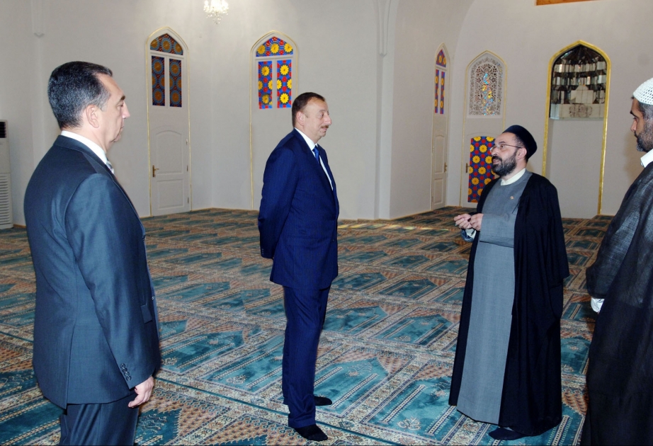 ŞAH ABBAS MƏSCİDİ YENİ GÖRKƏM ALMIŞDIR