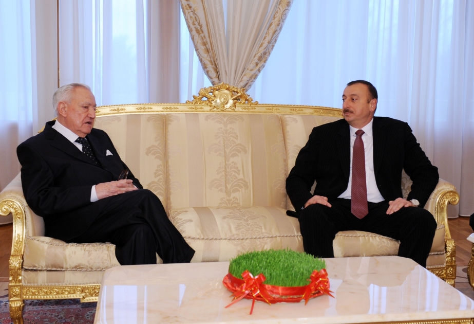 AZƏRBAYCAN PREZİDENTİ İLHAM ƏLİYEV FRANSA SENATININ KEÇMİŞ SƏDRİ, SENATOR KRİSTİAN PONSÖLENİ QƏBUL ETMİŞDİR