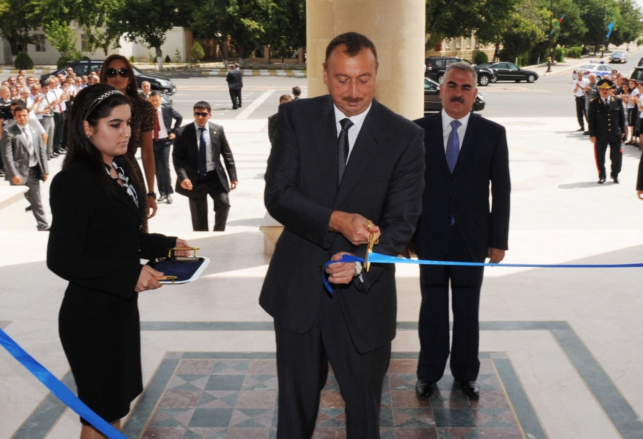 NAXÇIVAN ŞƏHƏRİNDƏ HEYDƏR ƏLİYEV SARAYININ ƏSASLI YENİDƏNQURMADAN SONRA AÇILIŞI OLMUŞDUR