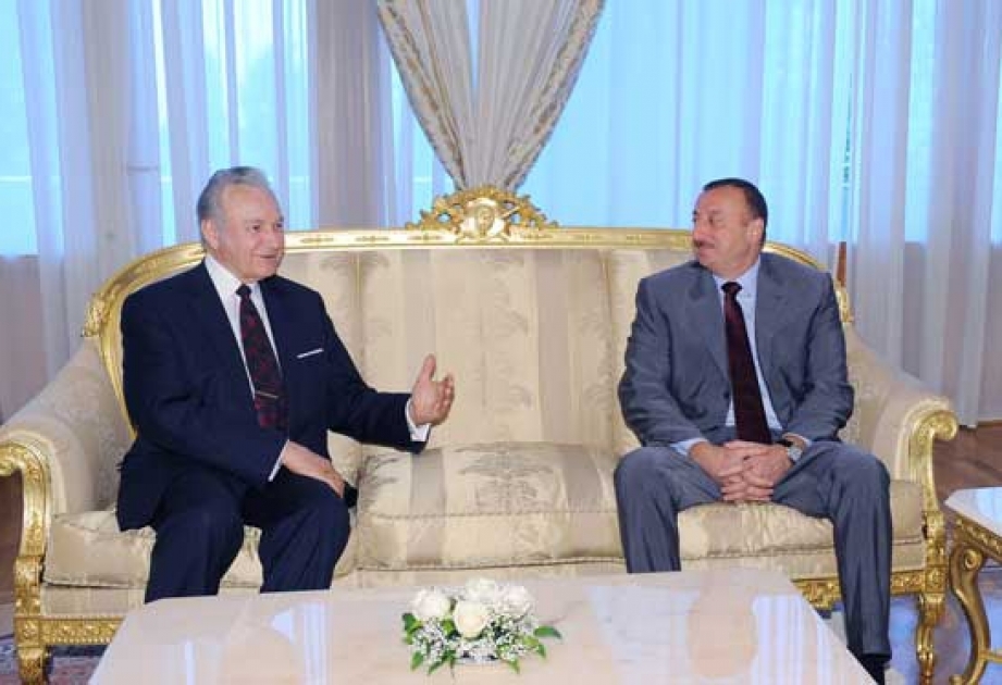 AZƏRBAYCAN PREZİDENTİ İLHAM ƏLİYEV ESTONİYANIN SABİQ PREZİDENTİ ARNOLD RÜYTELİ QƏBUL ETMİŞDİR