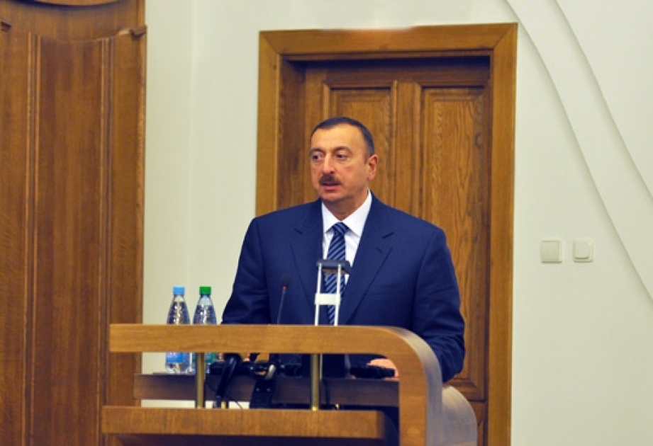 AZƏRBAYCAN PREZİDENTİ İLHAM ƏLİYEVİN BELARUSA RƏSMİ SƏFƏRİ PREZİDENT İLHAM ƏLİYEVƏ BELARUS DÖVLƏT UNİVERSİTETİNİN FƏXRİ PROFESSORU ADI VERİLMİŞDİR